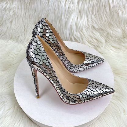 Silver stone patterned high heels, pointed toe thin heels, shallow cut single shoes