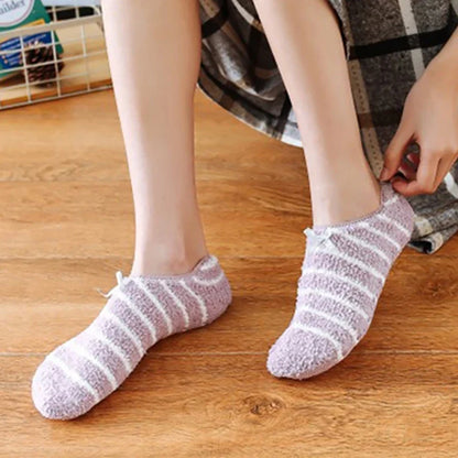 Plush Slippers Women Cute Coral Fleece Socks Stripe with Bow House Shoes Sleep Warm Socks Non-slip Floor Socks Fluffy Slippers