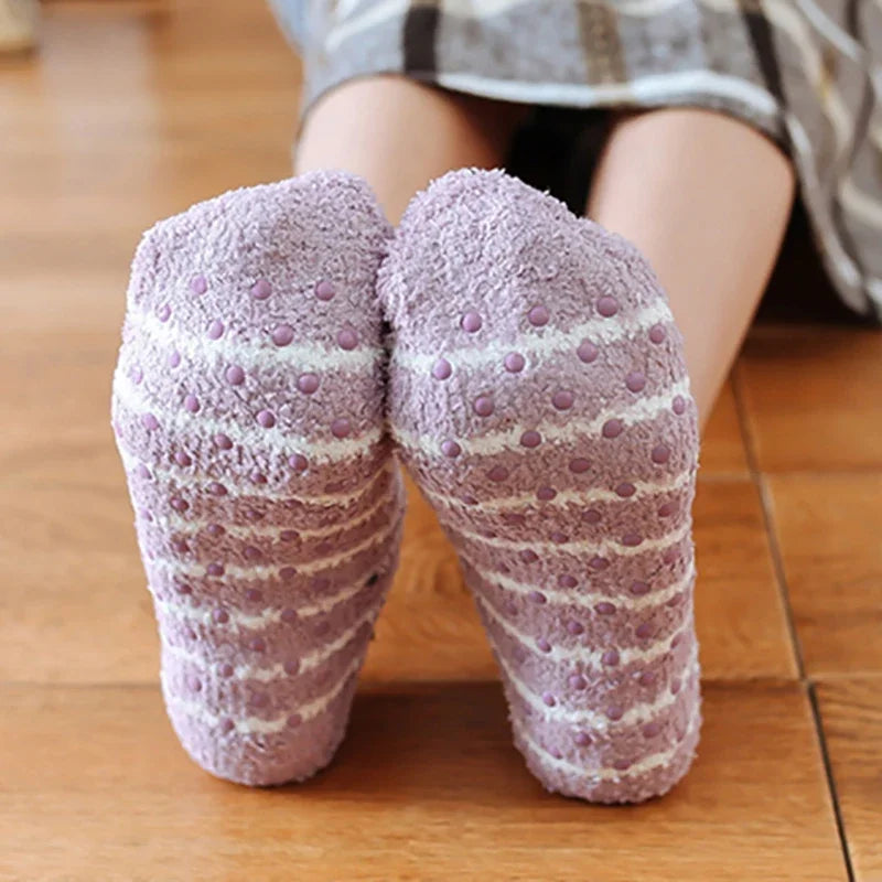 Plush Slippers Women Cute Coral Fleece Socks Stripe with Bow House Shoes Sleep Warm Socks Non-slip Floor Socks Fluffy Slippers