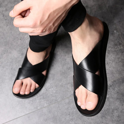 Slippers for Men Cross-strap Slippers Flat Leather Beach Shoes Ltalian Style Mens Slipper Quality Bathroom Men's Slide Sandals