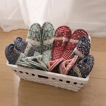 Women Indoor Cotton Slippers Japanese Floral Bedroom Carpet Slippers Soft Toe Sole Slippers Non-Slip Home Bedroom Slippers